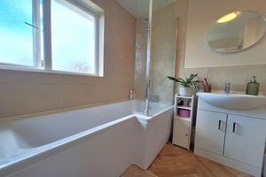 Bathroom - click for photo gallery